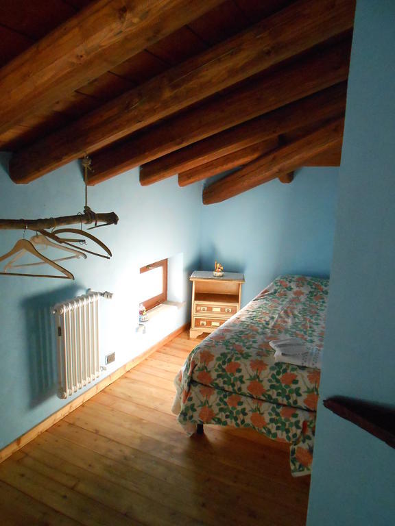 Azienda Agrituristica Risveglio Naturale Varese Ligure Pokoj fotografie