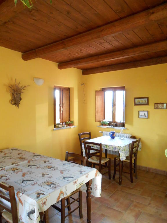 Azienda Agrituristica Risveglio Naturale Varese Ligure Exteriér fotografie