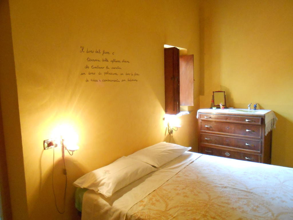 Azienda Agrituristica Risveglio Naturale Varese Ligure Pokoj fotografie