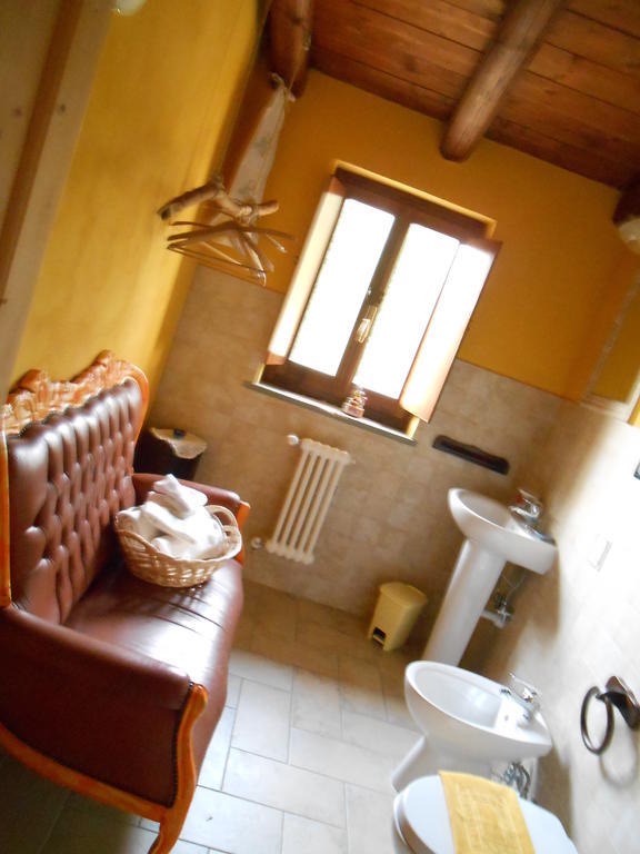 Azienda Agrituristica Risveglio Naturale Varese Ligure Pokoj fotografie