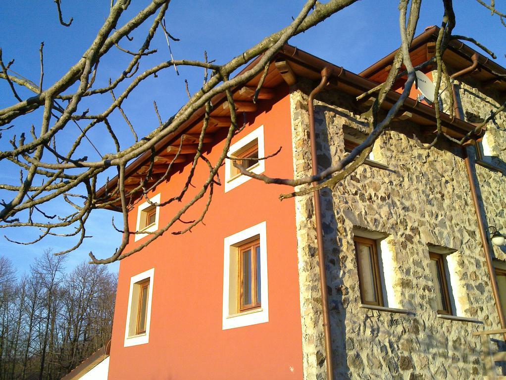 Azienda Agrituristica Risveglio Naturale Varese Ligure Exteriér fotografie